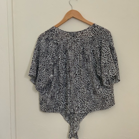 Gray Cheetah Print Blouse - Picture 2 of 3